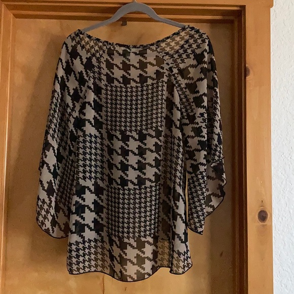 Houndstooth top - Picture 2 of 2
